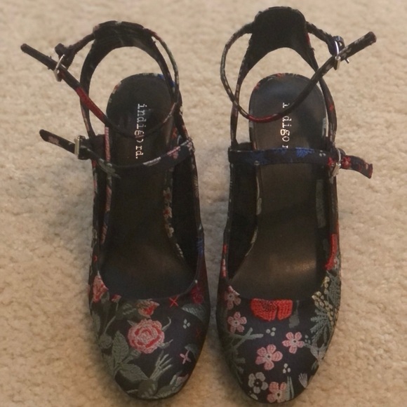 SOLD Floral brocade/tapestry block heel double ankle strappy shoes 7.5 - Picture 6 of 8